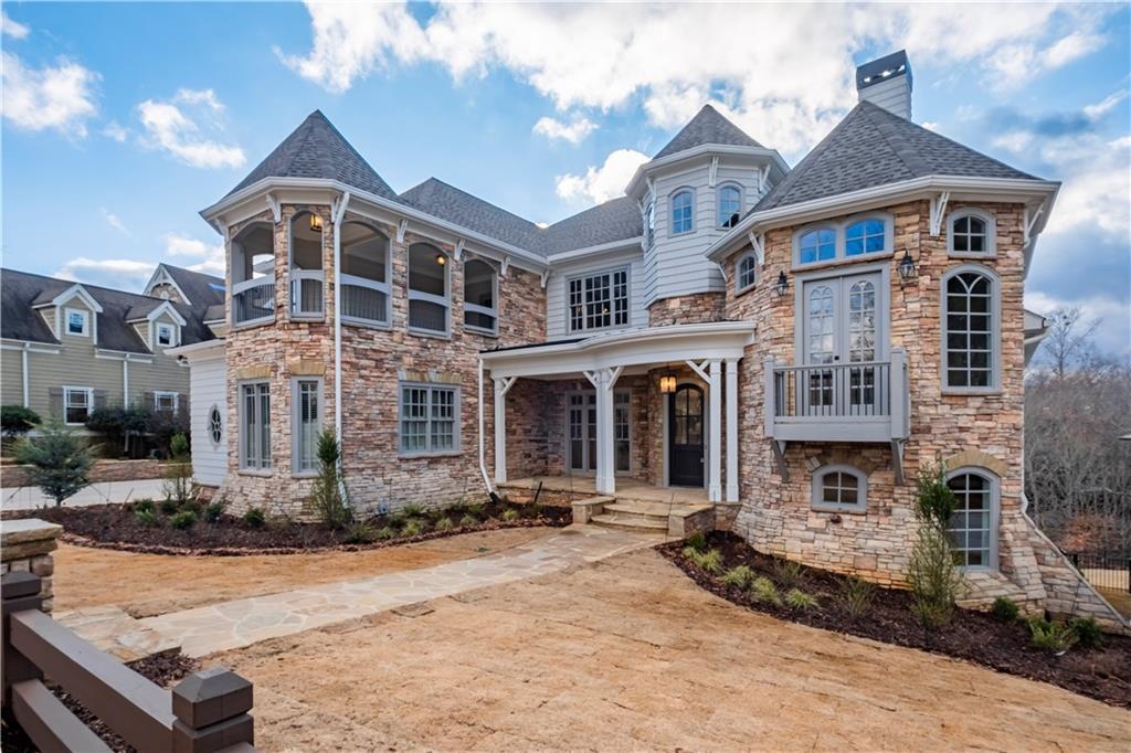 6756 Hedge Row Lane