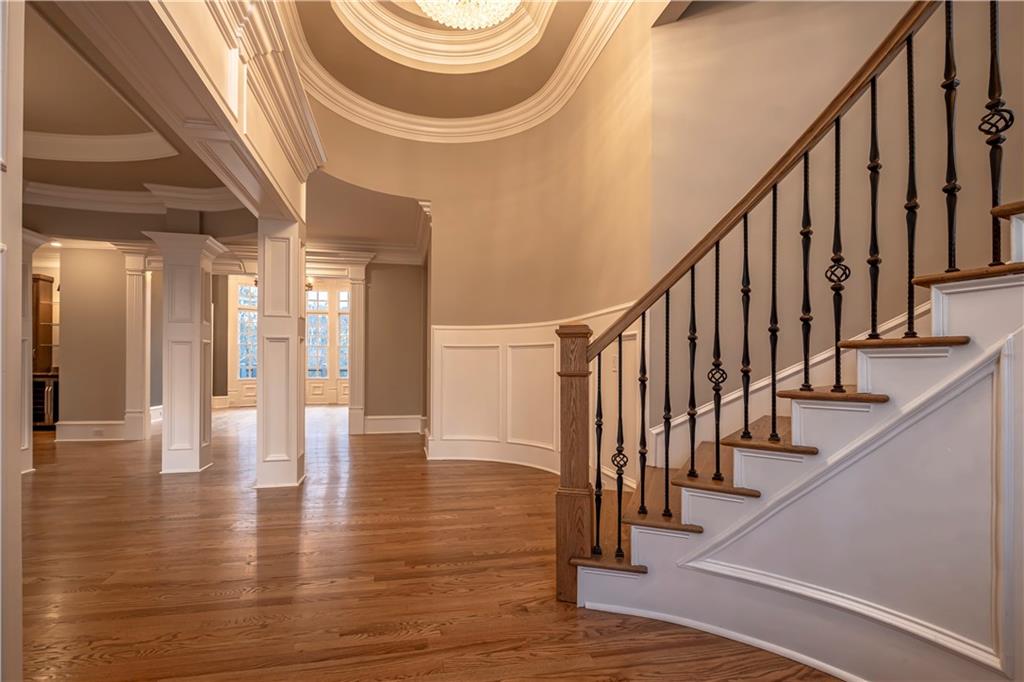 6756 Hedge Row Lane
