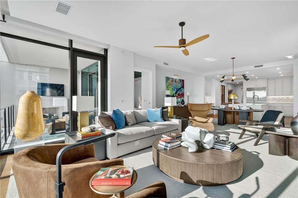 2520 Peachtree Road NW 903