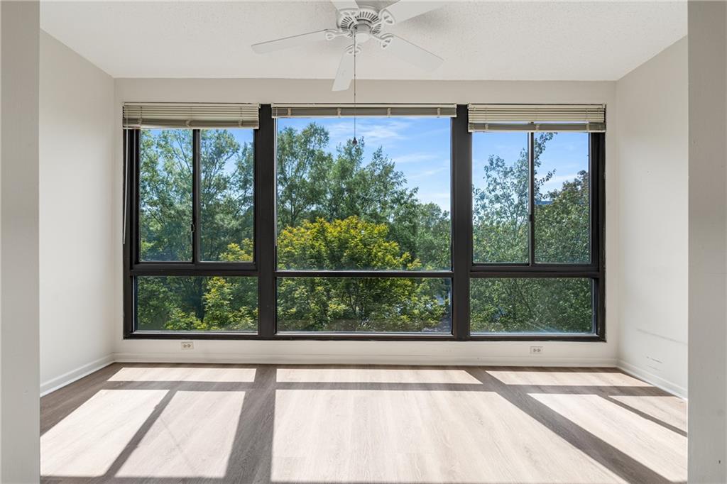 1800 Clairmont Lake A422