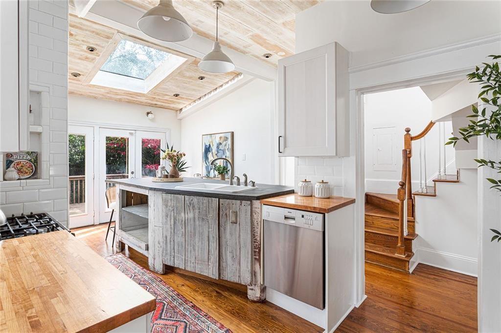 83 Waddell Street NE