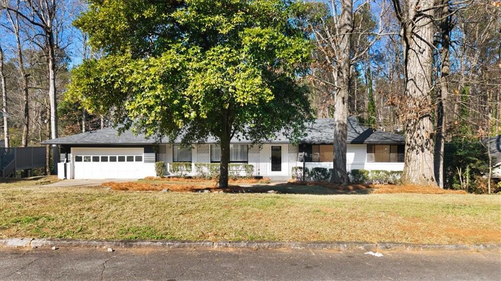 2636 Whiteleigh Court NE