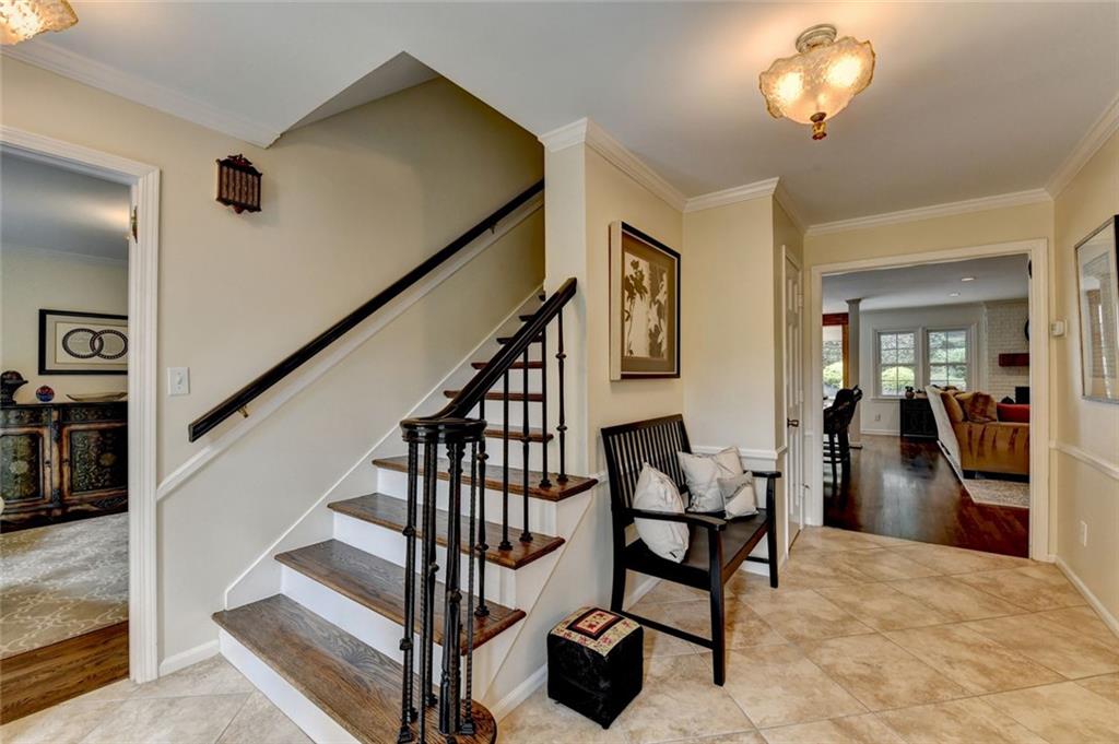 5105 Vernon Oaks Drive