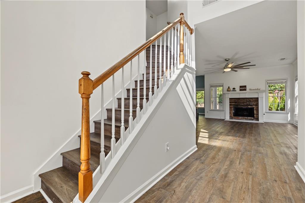 1918 Ascot Terrace NW