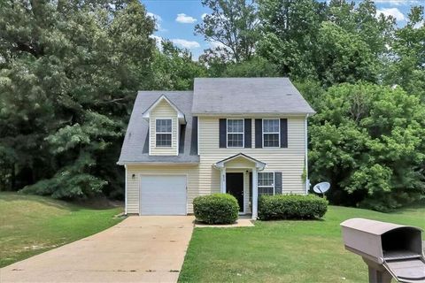 A home in South Fulton