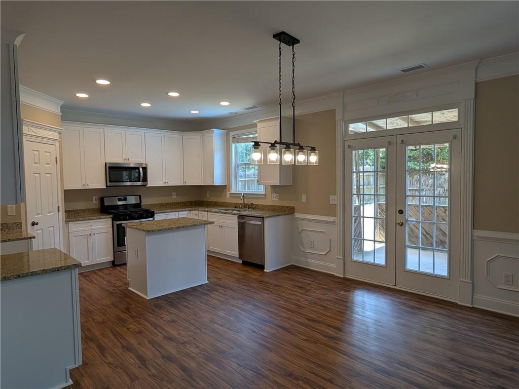 735 Briarhurst Court