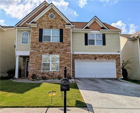 Homes For Sale - 735 Briarhurst Court<br/> Lawrenceville, GA 30046