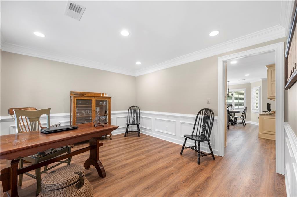 2850 Landing Drive