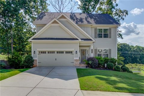 A home in Hoschton