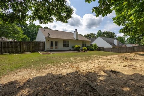 A home in Dacula