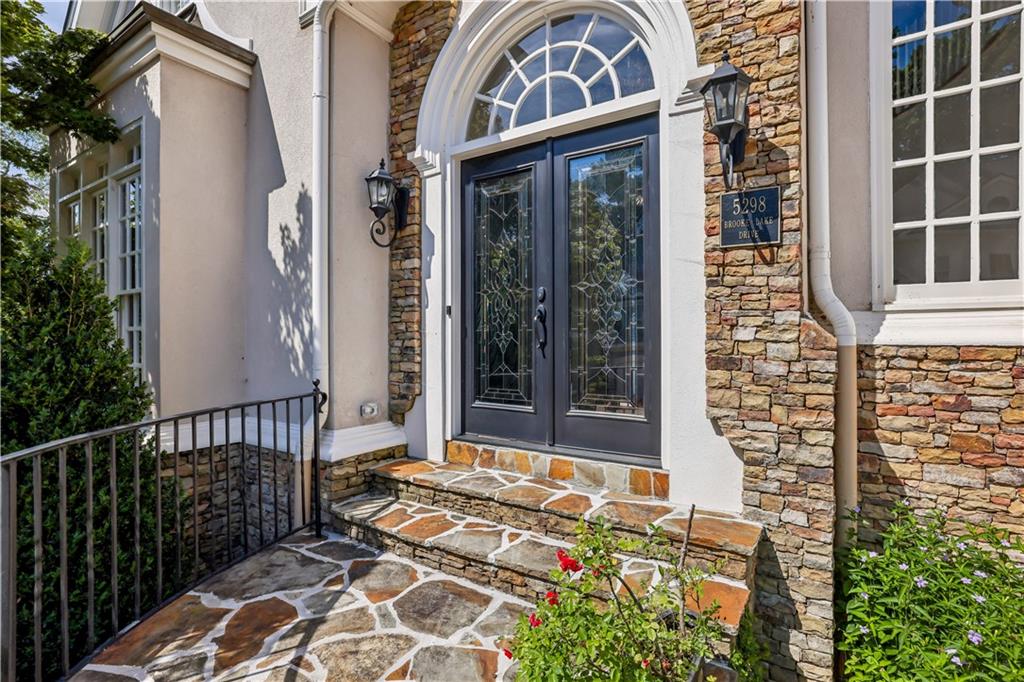 5298 Brookelake Drive