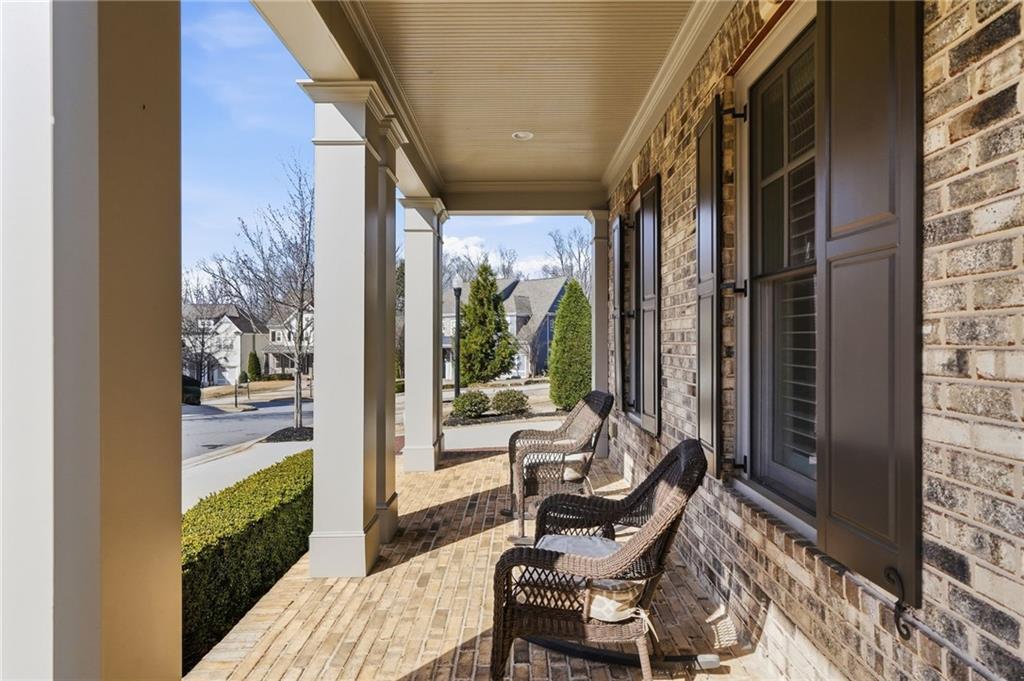 10600 Grandview Square