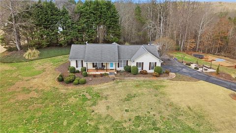 Homes For Sale - 4564 Highway 51<br/> Lula, GA 30554