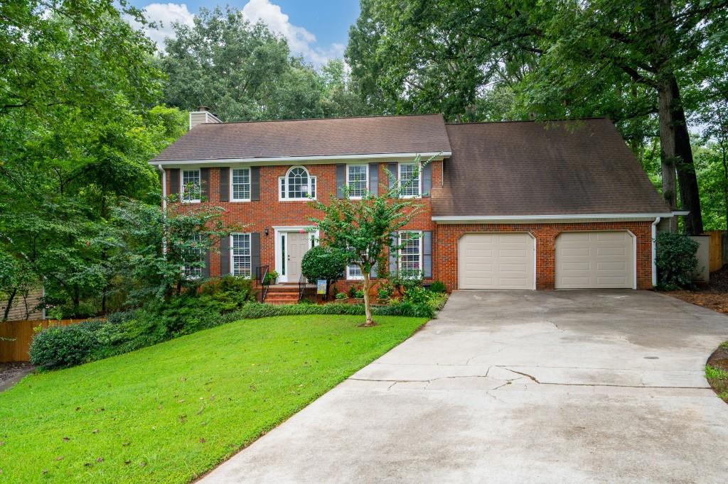 2040 Hardwood Circle