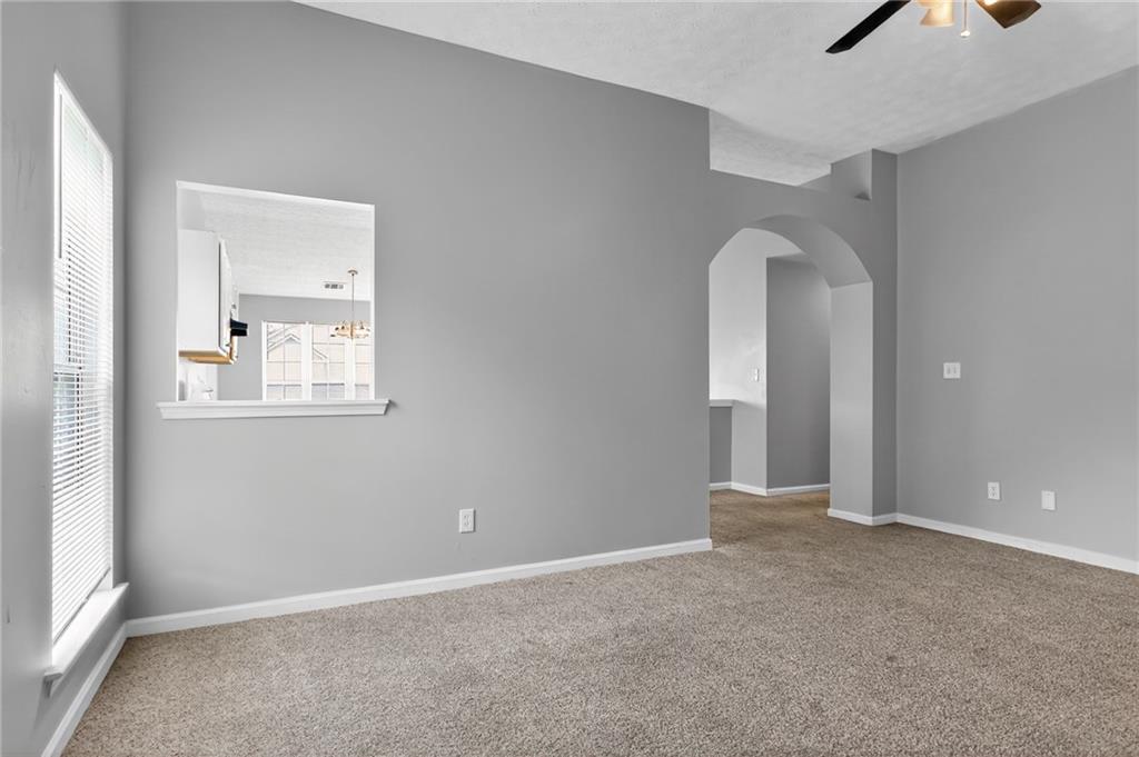 5470 Twin Lakes Drive