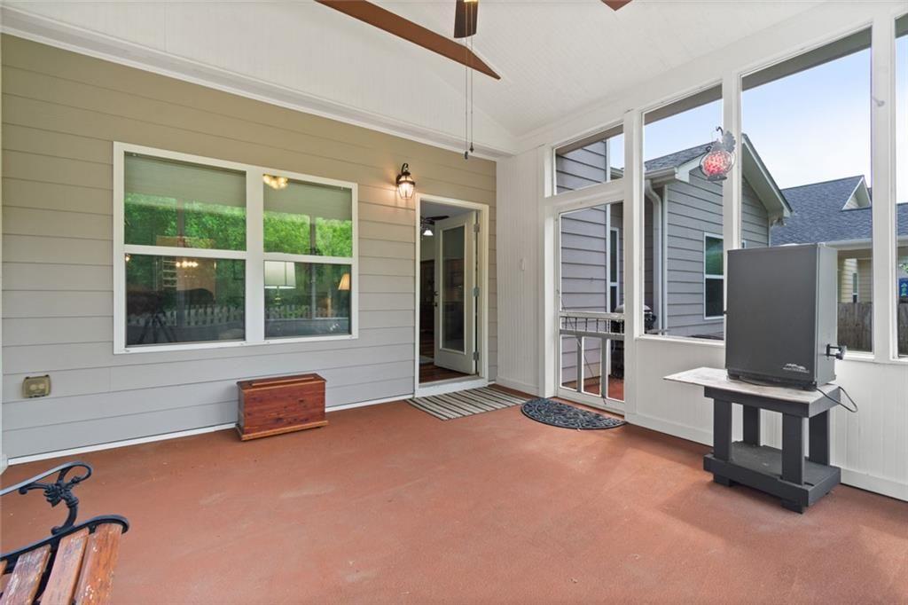 RIVER BROOKE - Residential