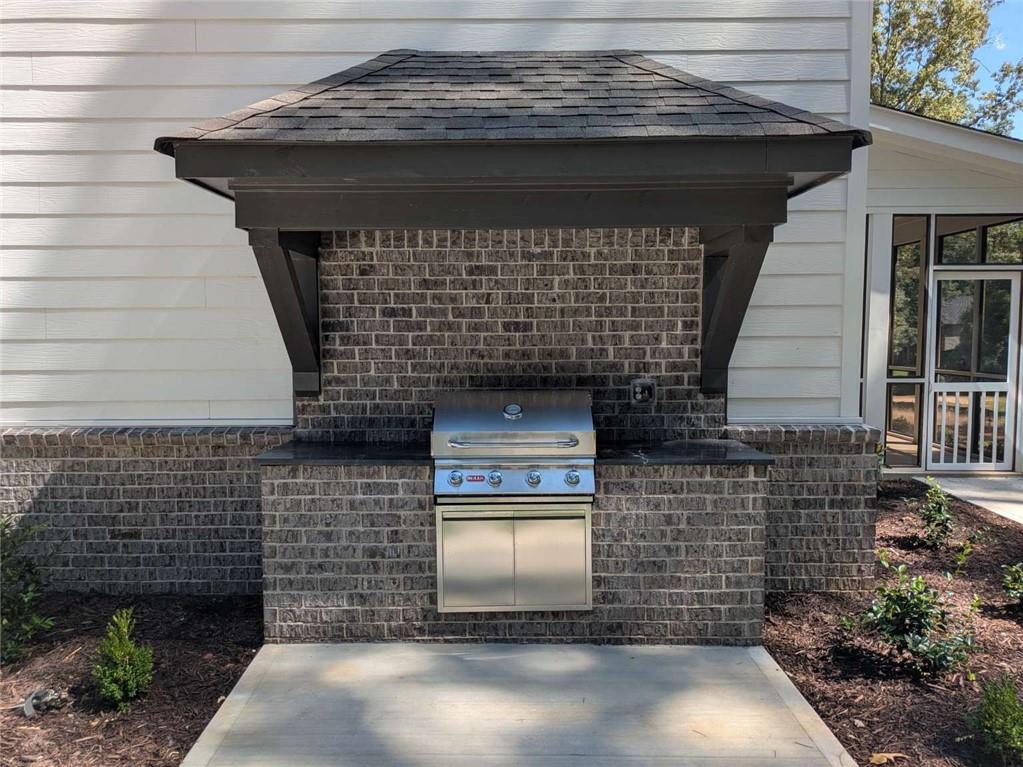 8239 High Lake Terrace