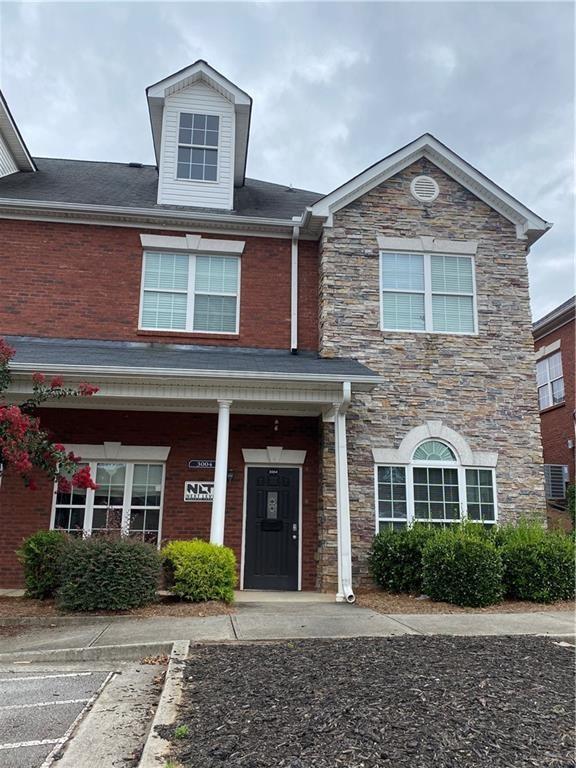 A sought-after Suwanee office in the thriving Highland Station Business Community! Very convenient location, close to I-85/shopping and restaurants (Taco Mac, Panda Express, Chik-Fill-a. 5 offices with ample parking spaces, a large kitchen area/receptionist and storage area. Laminate flooring through entire office. Perfect for the professional business, etc. Monthly HOA fees include water/sewer, common area maintenance, exterior building insurance and trash! 3 of the 5 offices are currently leased to small businesses and 2 other offices are vacant.