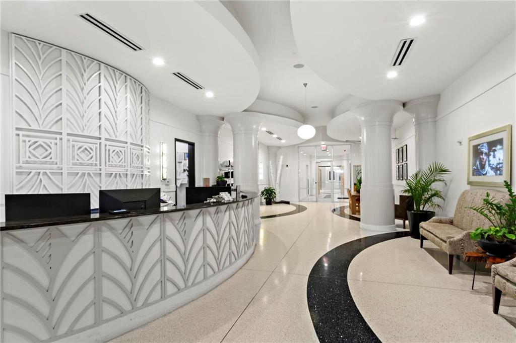 860 Peachtree Street NE 2502