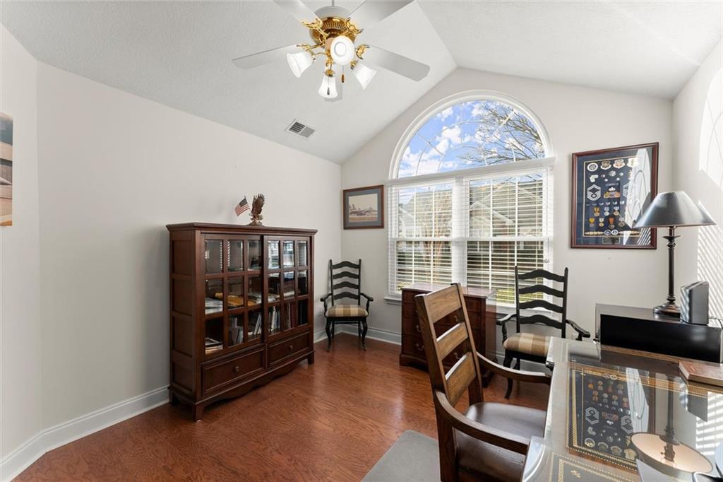 938 Burnt Hickory Circle, Marietta, Georgia image 10