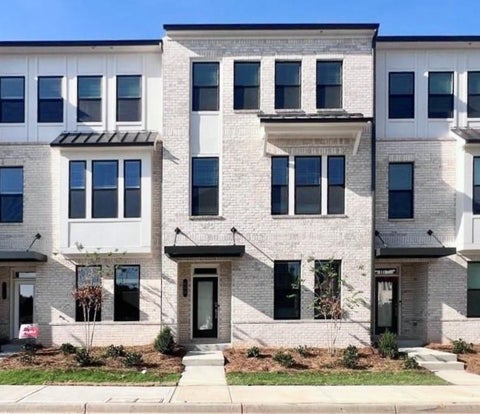 Townhouse For Rent - 606 Alder Creek Way Way<br/> Cumming, GA 30040