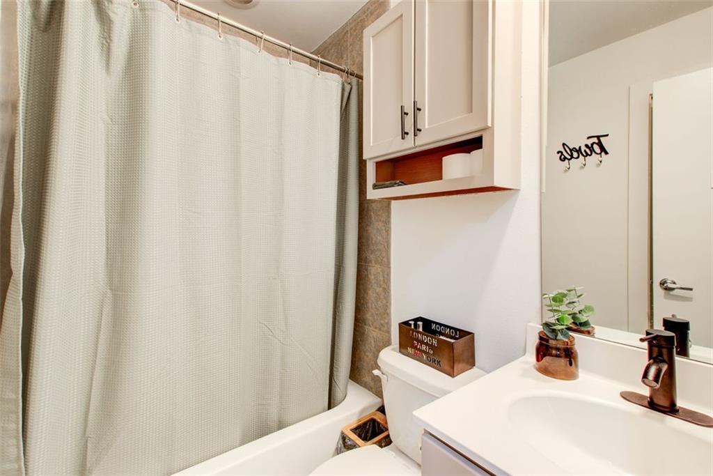 241 Maynard Terrace SE 7