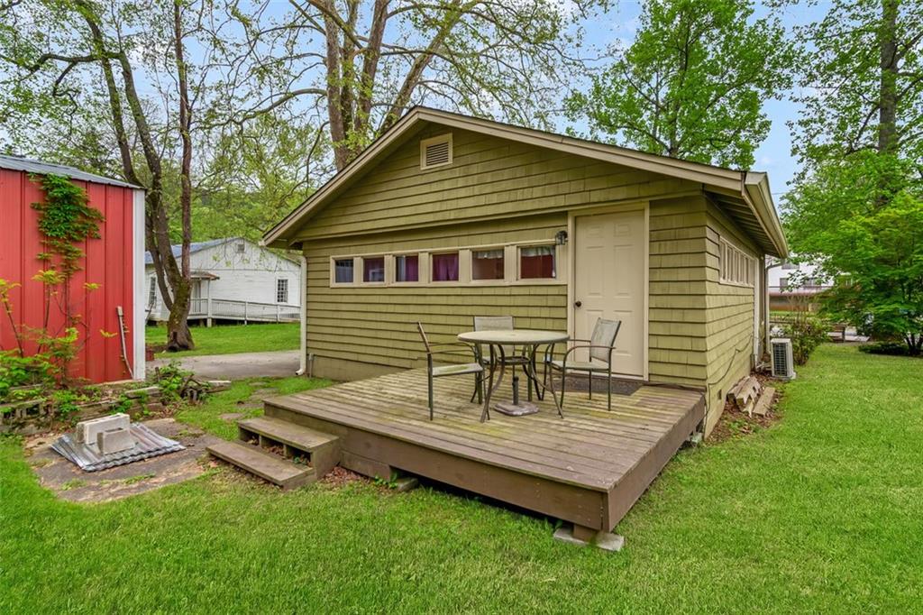 4679 HIGHWAY 136 W