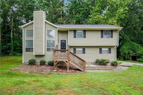 Homes For Sale - 2311 Weatherly Court<br/> Jonesboro, GA 30236
