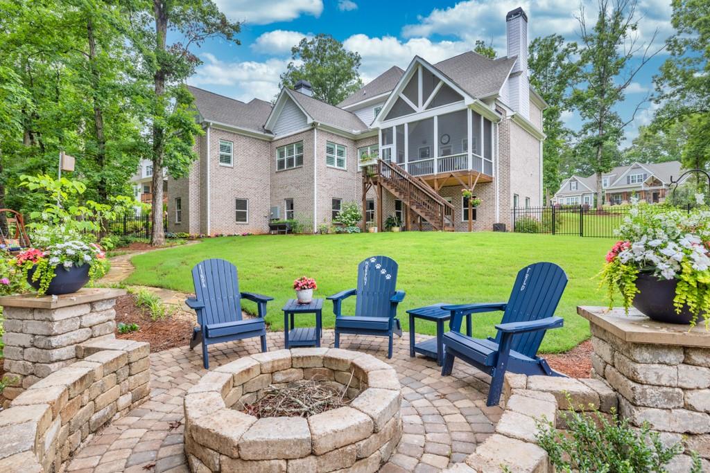 541 Saint Ives Walk, Monroe, Georgia image 1