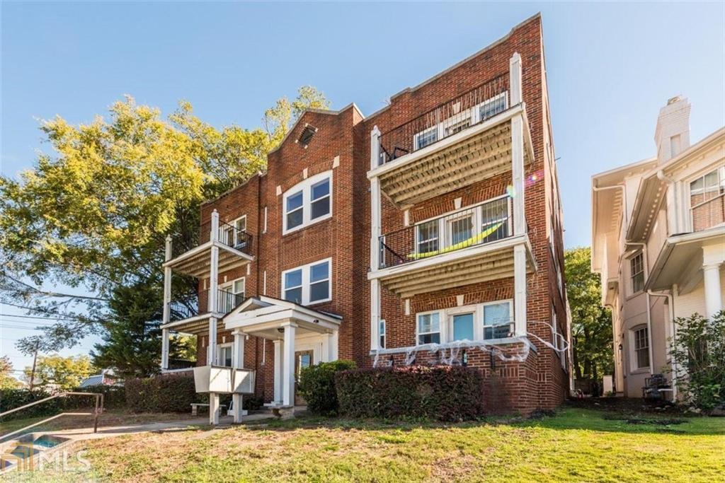 373 Moreland Avenue NE 206