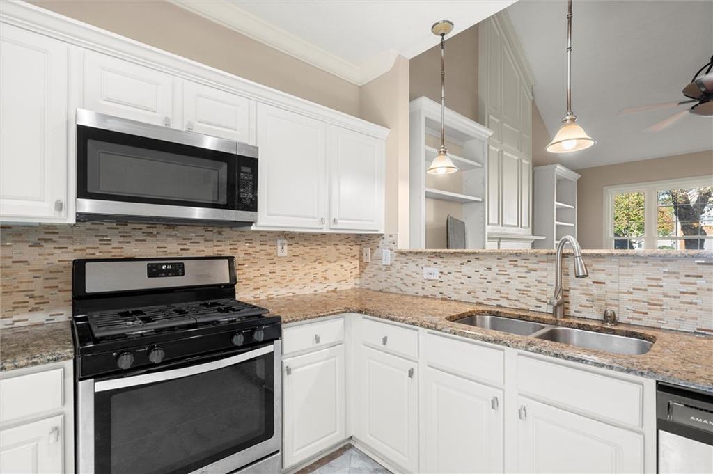 The Regency at Cambridge - Residential