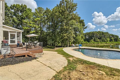 A home in Mcdonough