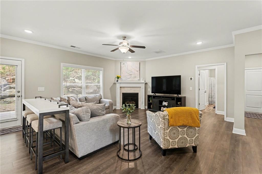 540 Glen Abbey Circle SE