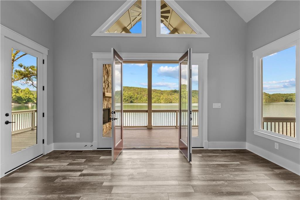 Lake Arrowhead - Residential
