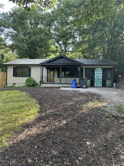 Homes For Sale - 394 Christopher Drive<br/> Hall County, Gainesville, GA 30501