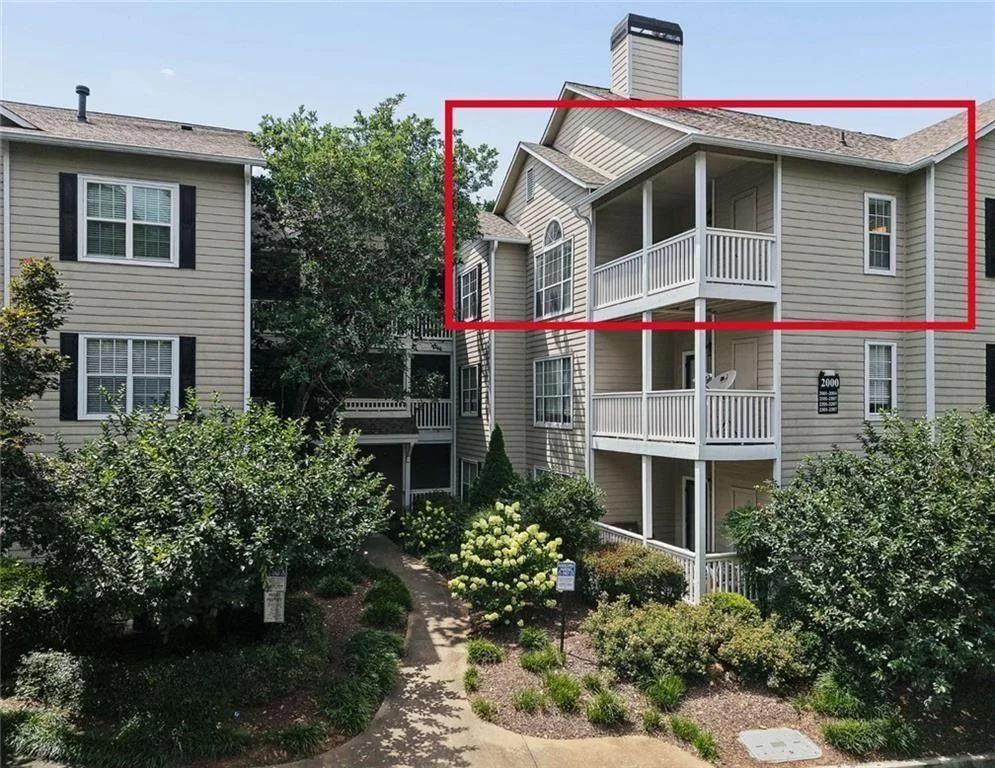 1250 Parkwood Circle SE Unit 2302