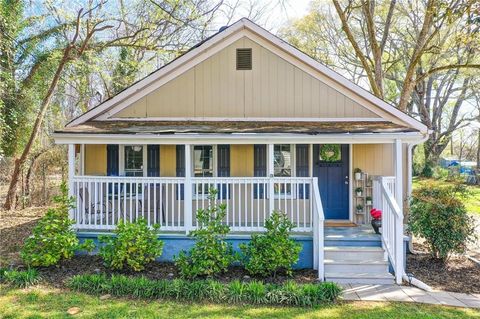 Homes For Sale - 411 Ash Street<br/> Walton County, Monroe, GA 30655