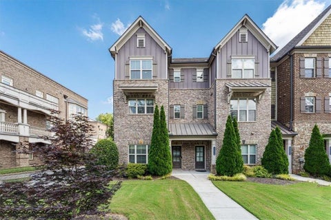 Townhouse For Sale - 1345 Hawthorne Avenue<br/> Smyrna, GA 30080
