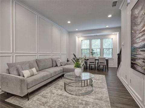 Townhouse For Sale - 547 Broadview Place<br/> Atlanta, GA 30324
