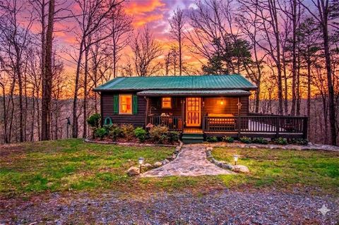 Homes For Sale - 82 Dawgs Drive<br/> Mineral Bluff, GA 30559