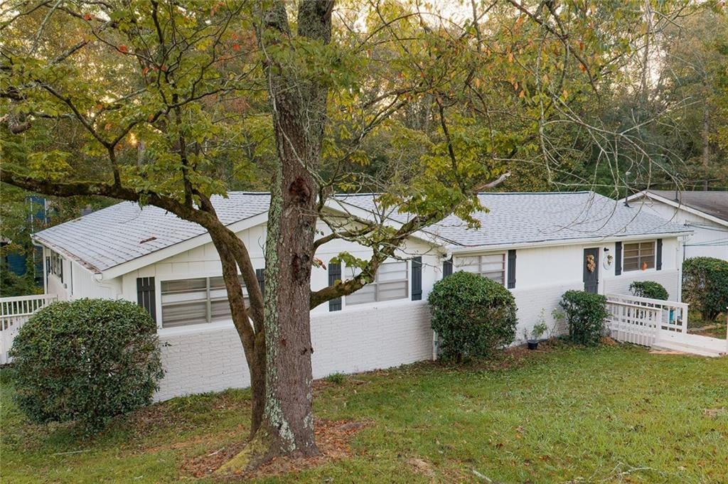 588 Hood Road