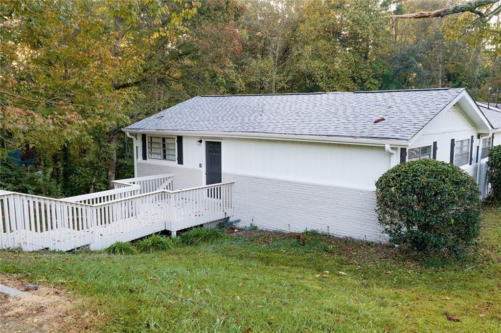 588 Hood Road