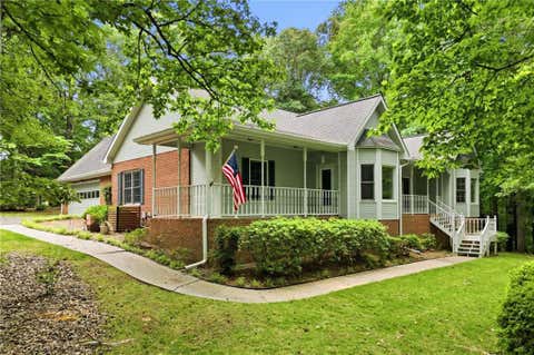 Homes For Sale - 35 Elmtree Drive<br/> Sharpsburg, GA 30277