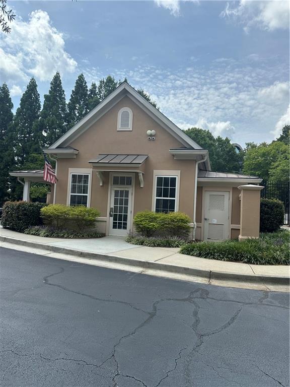 Ashford Condominiums - Residential