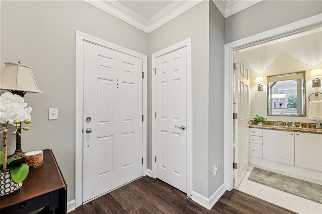 333 Ashford Circle