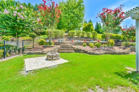 A home in Flowery Branch