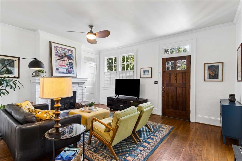 239 W Benson Street