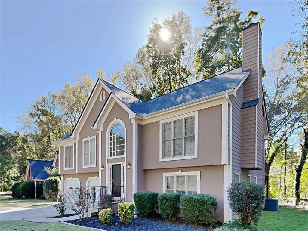 665 Ashley Laine Walk