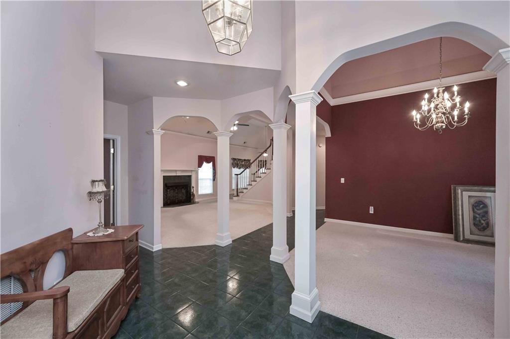 5805 W Chapel Hill Road