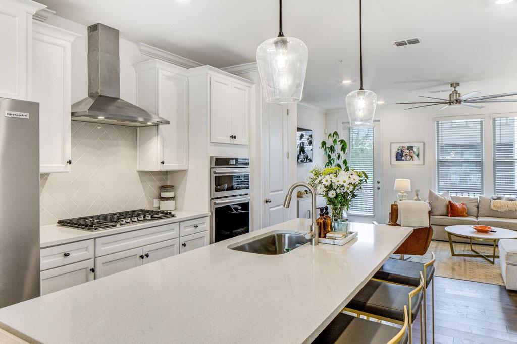 6643 Beacon Drive